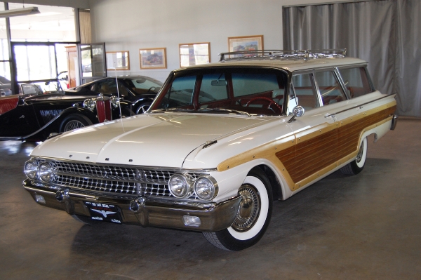 1961 ford country squire