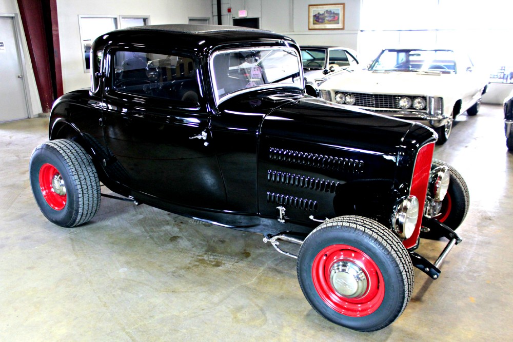 1932 Ford Hi-Boy 3 Window Deuce Coupe