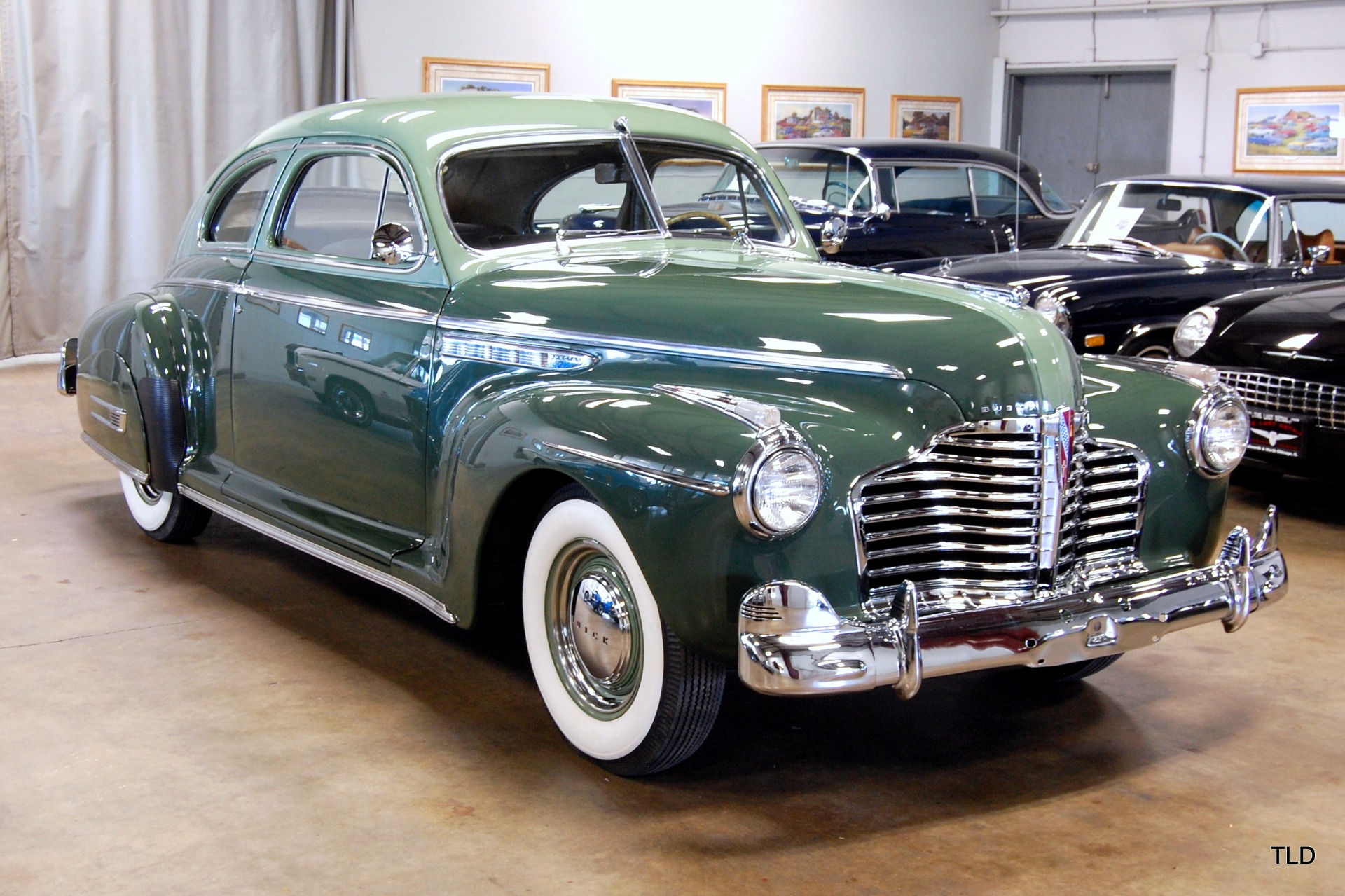 1941 Buick Special Sedanet