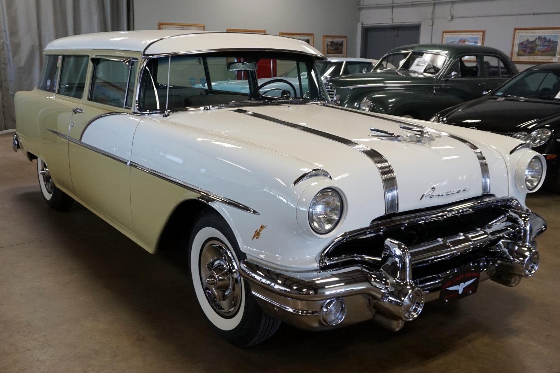 1956 Pontiac Chieftain 860 Special Wagon