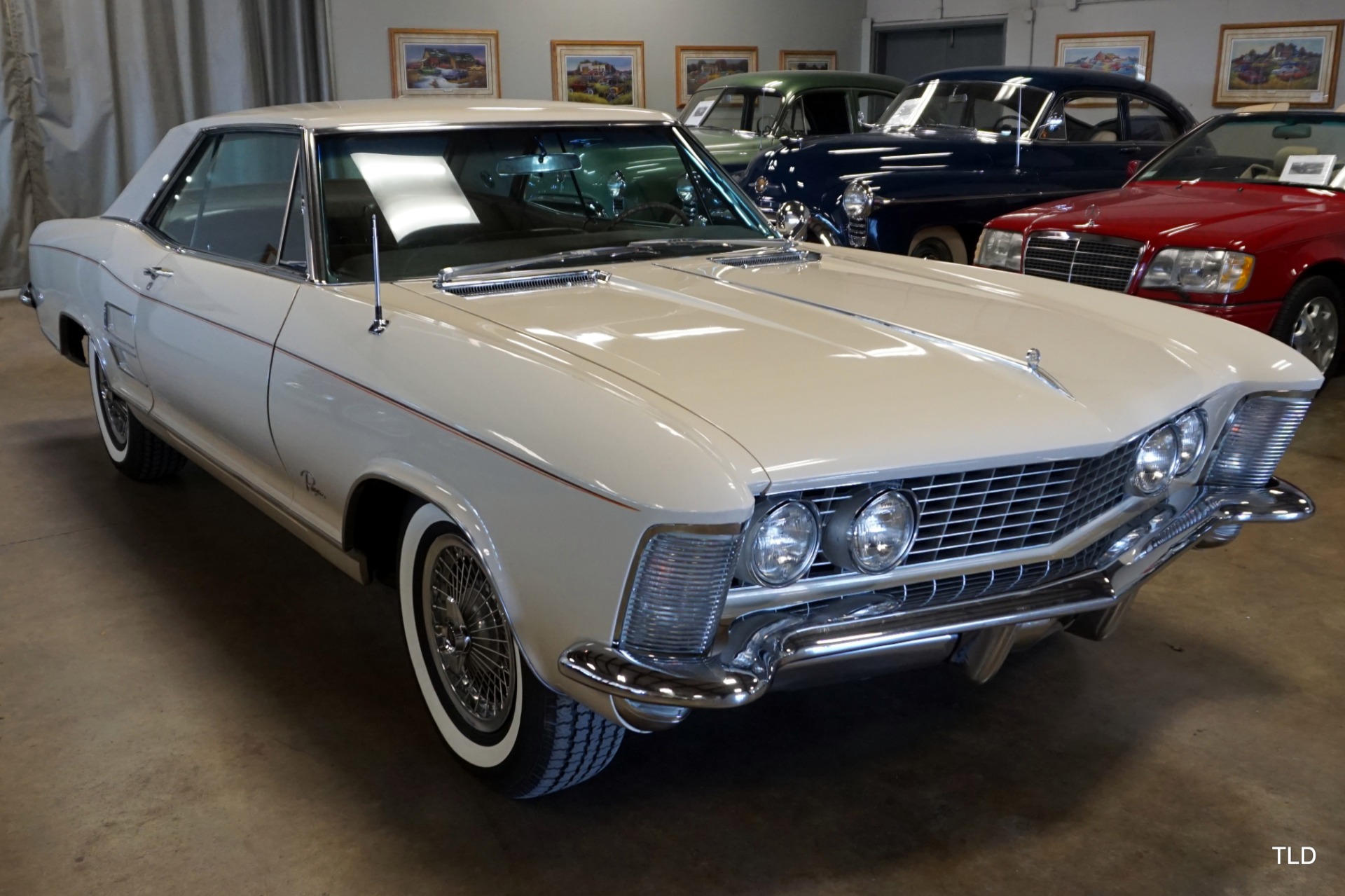 1964 Buick Riviera Super Wildcat 