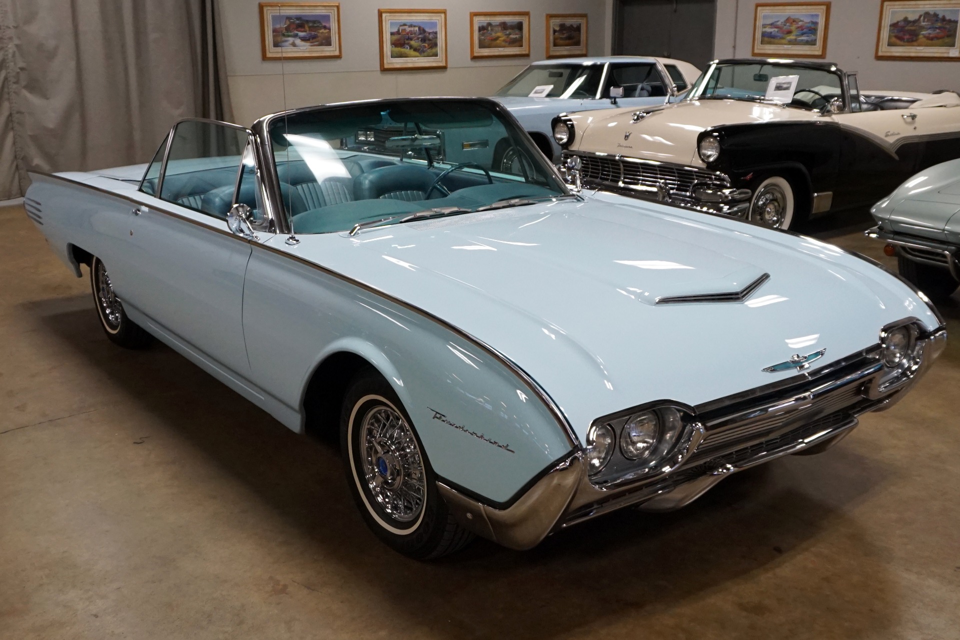 1961 Ford Thunderbird Convertible 