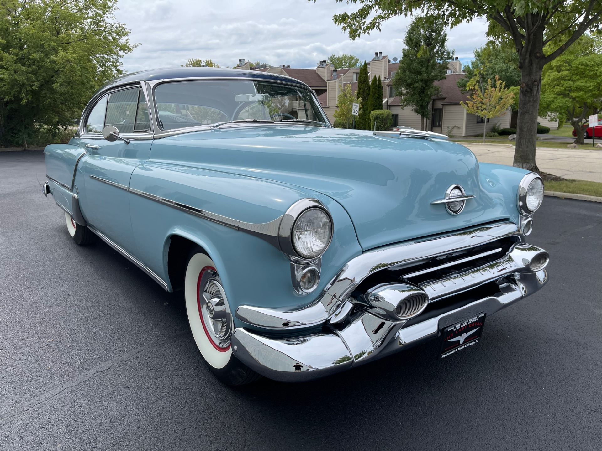 1953 Oldsmobile Ninety-Eight 
