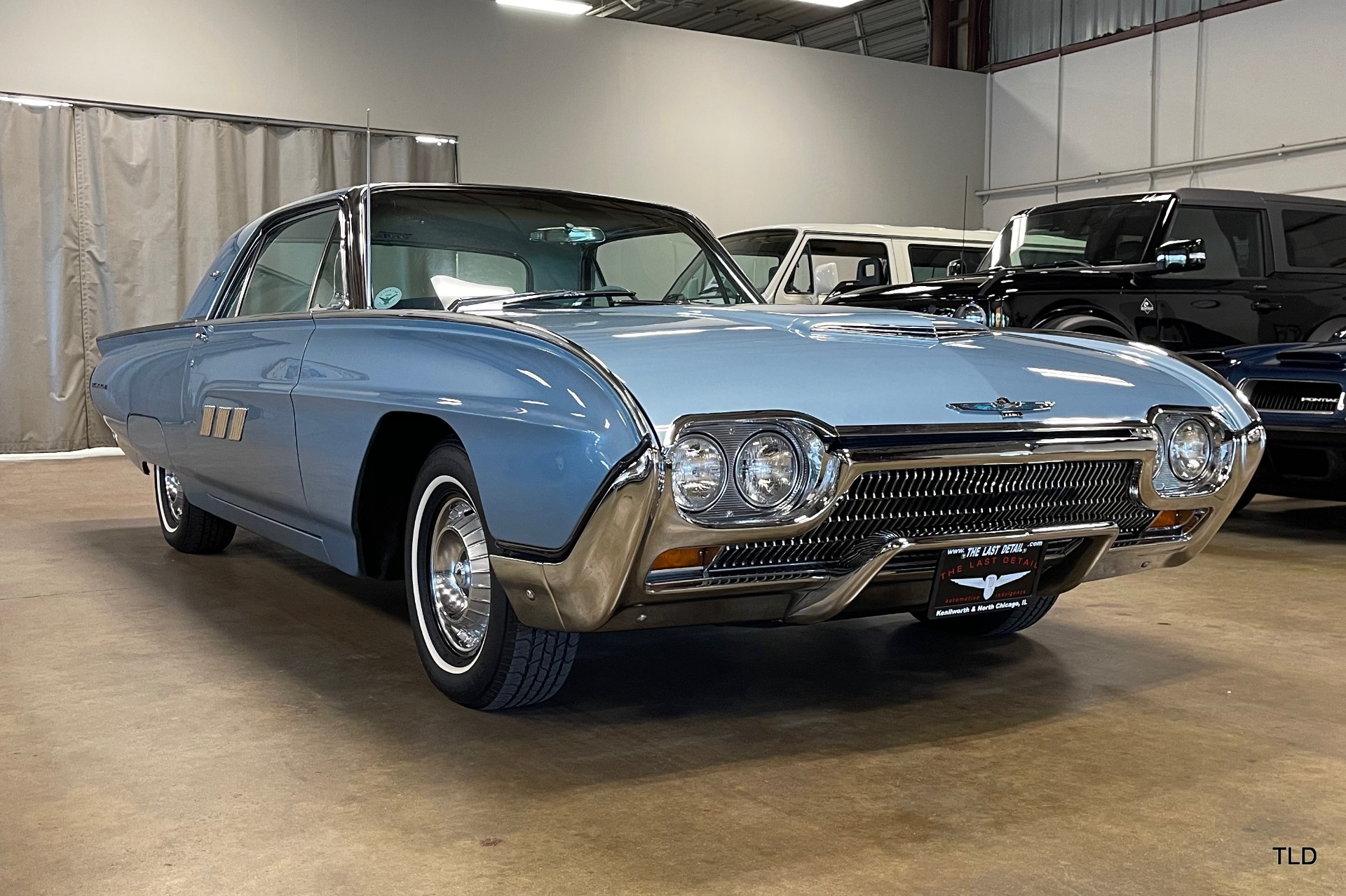 1963 Ford Thunderbird 