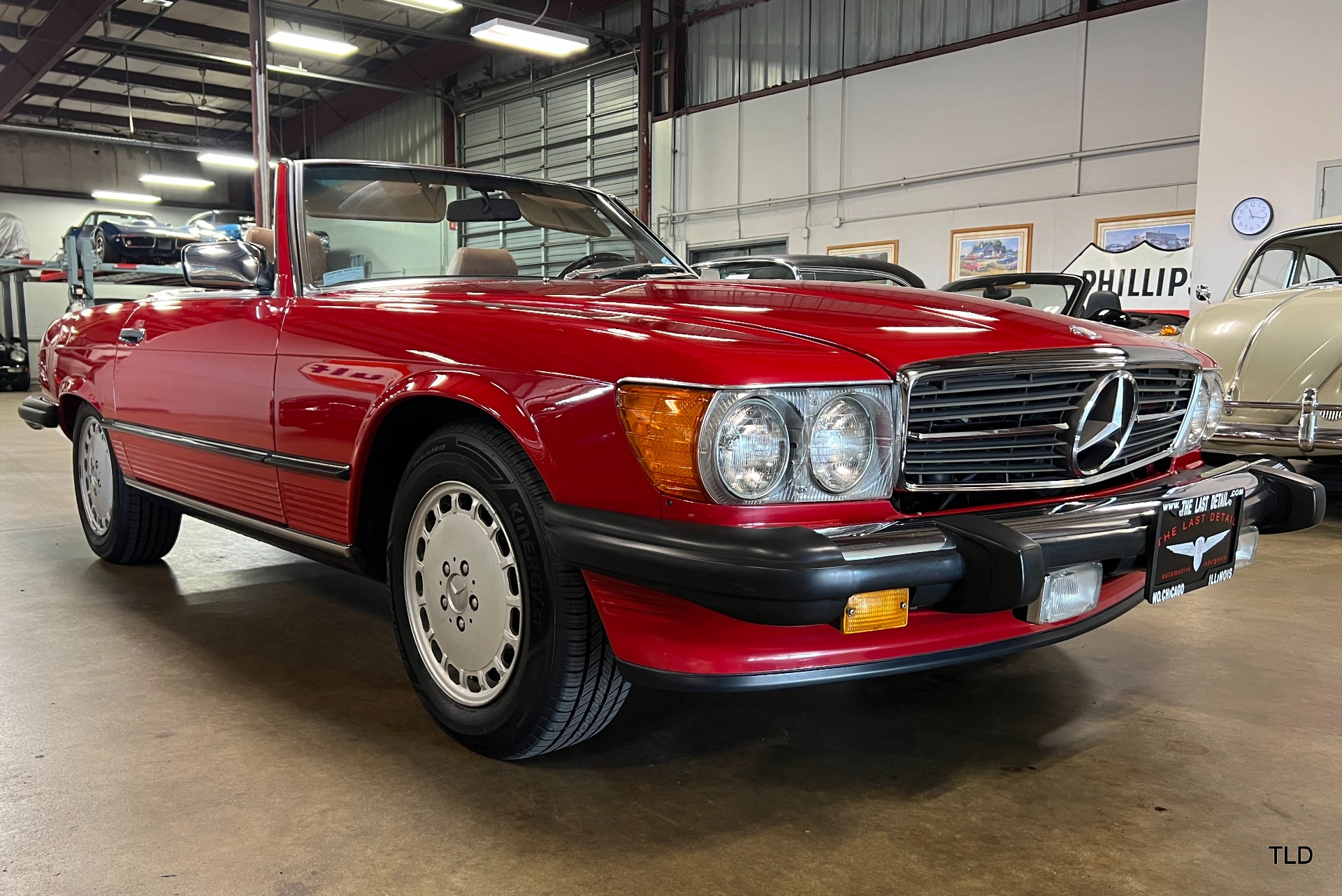 1987 Mercedes-Benz 560-Class 560 SL