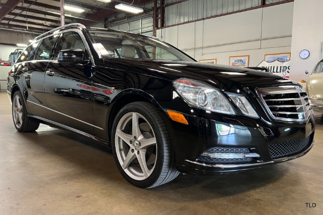 2011 Mercedes-Benz E 350 Luxury 4MATIC E 350 Luxury 4MATIC