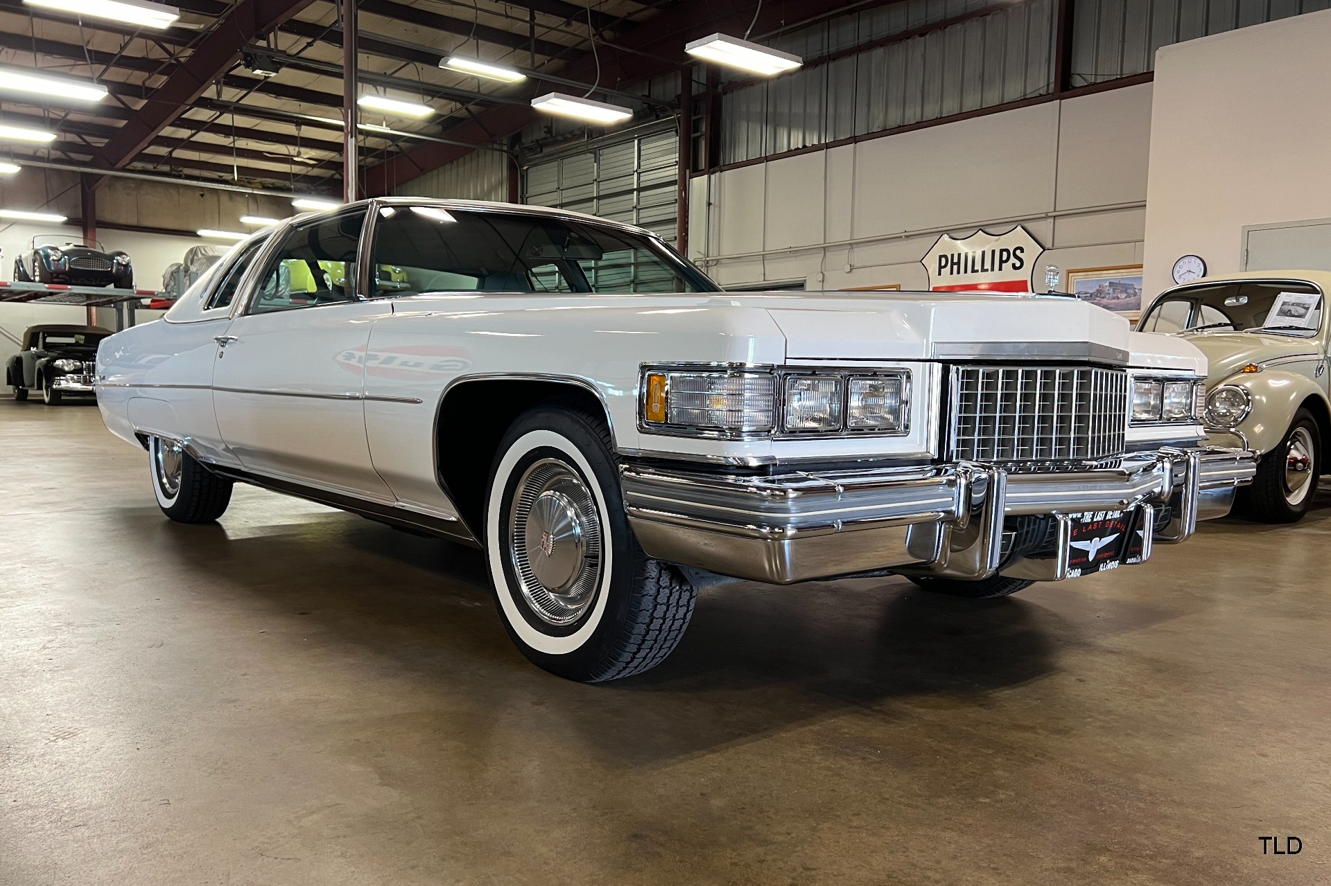 1976 Cadillac Coupe Deville 