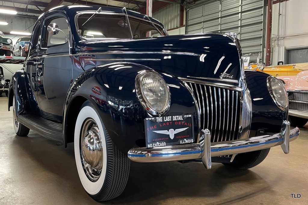 1939 Ford Deluxe Coupe 