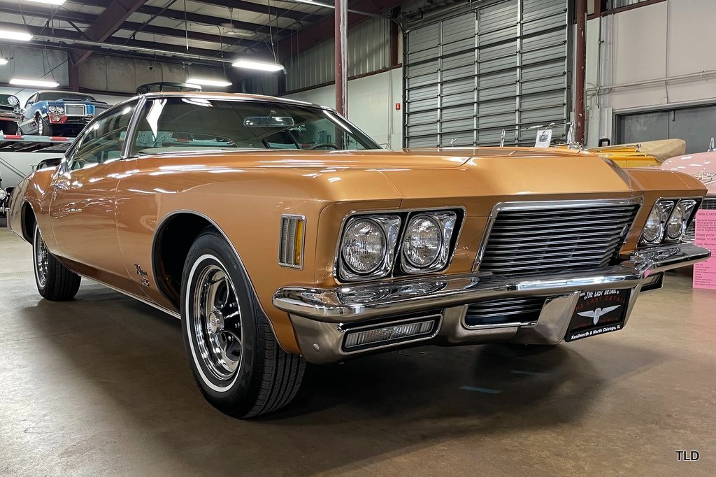 1971 Buick Riviera GS 