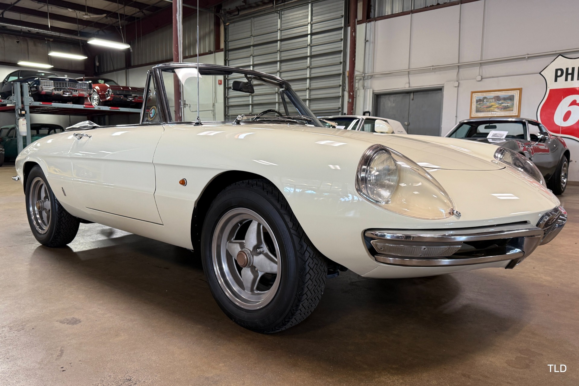 1967 Alfa Romeo Guiletta 1600 Spider Duetto 
