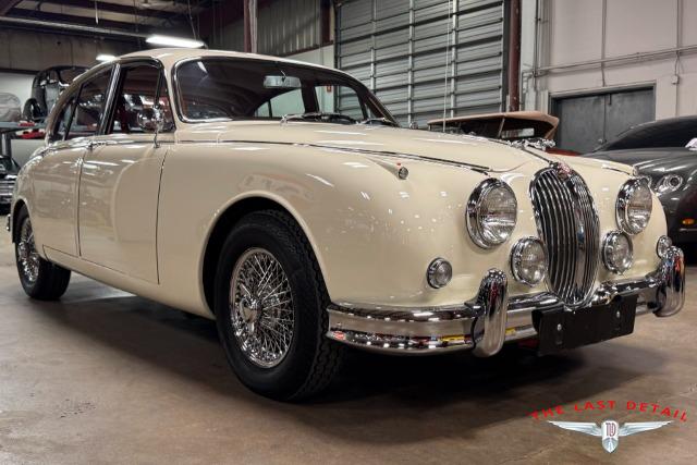 1965 Jaguar Mark II 3.8 Saloon 