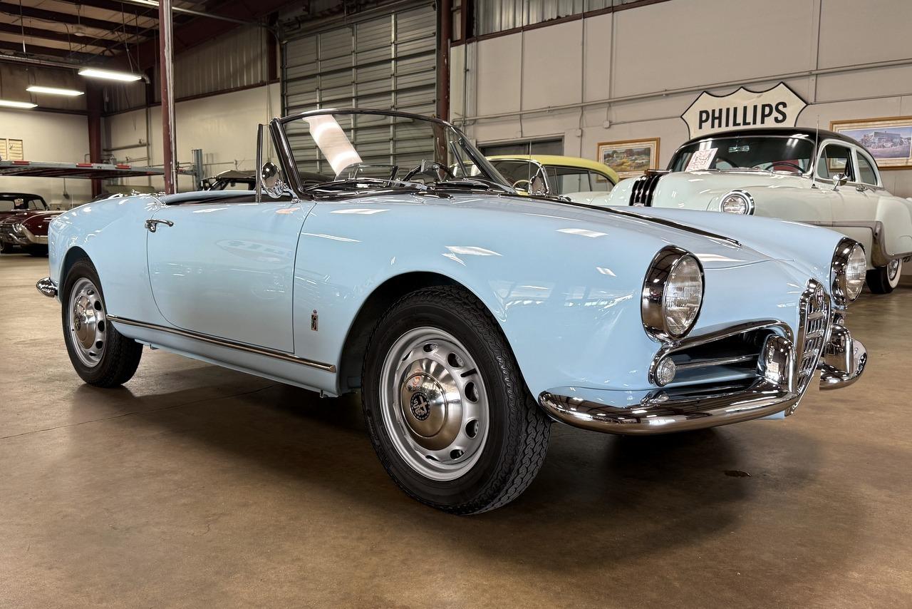 1960 Alfa Romeo Giuletta Spider Veloce Convertible