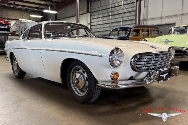 1968 Volvo P1800 