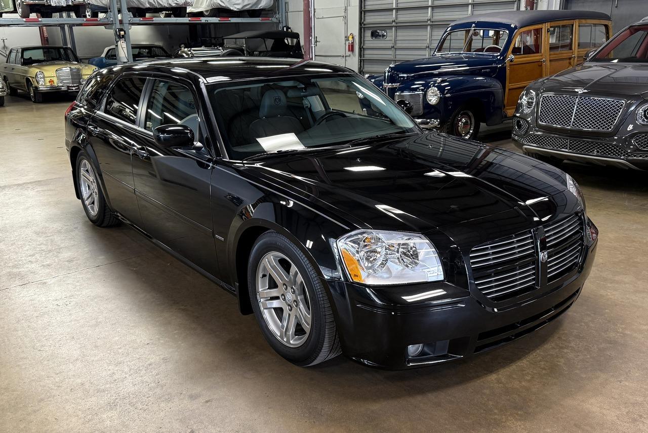 2005 Dodge Magnum RT