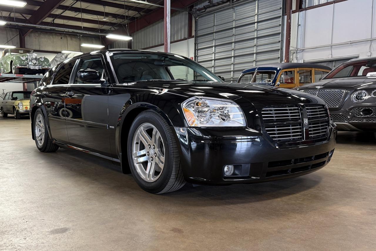 2005 Dodge Magnum RT