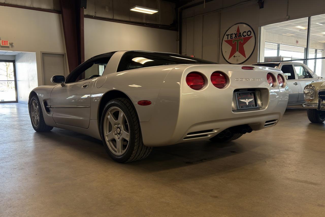 1997 Chevrolet Corvette Base - Photo 12