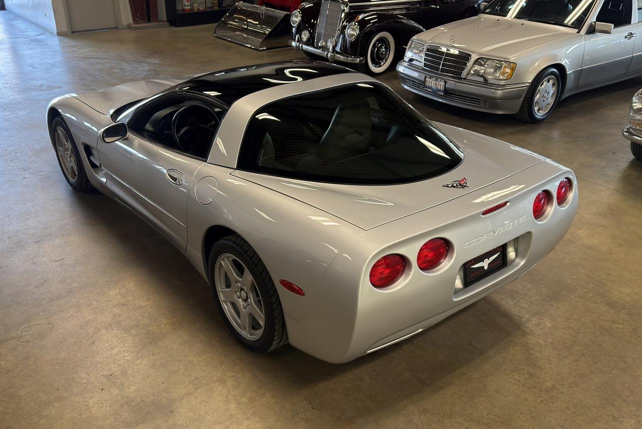 1997 Chevrolet Corvette Base - Photo 14
