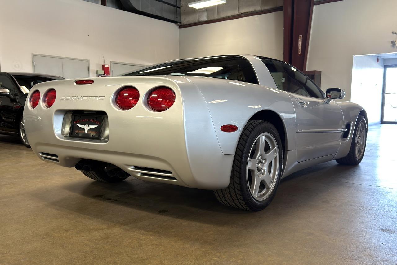 1997 Chevrolet Corvette Base - Photo 18