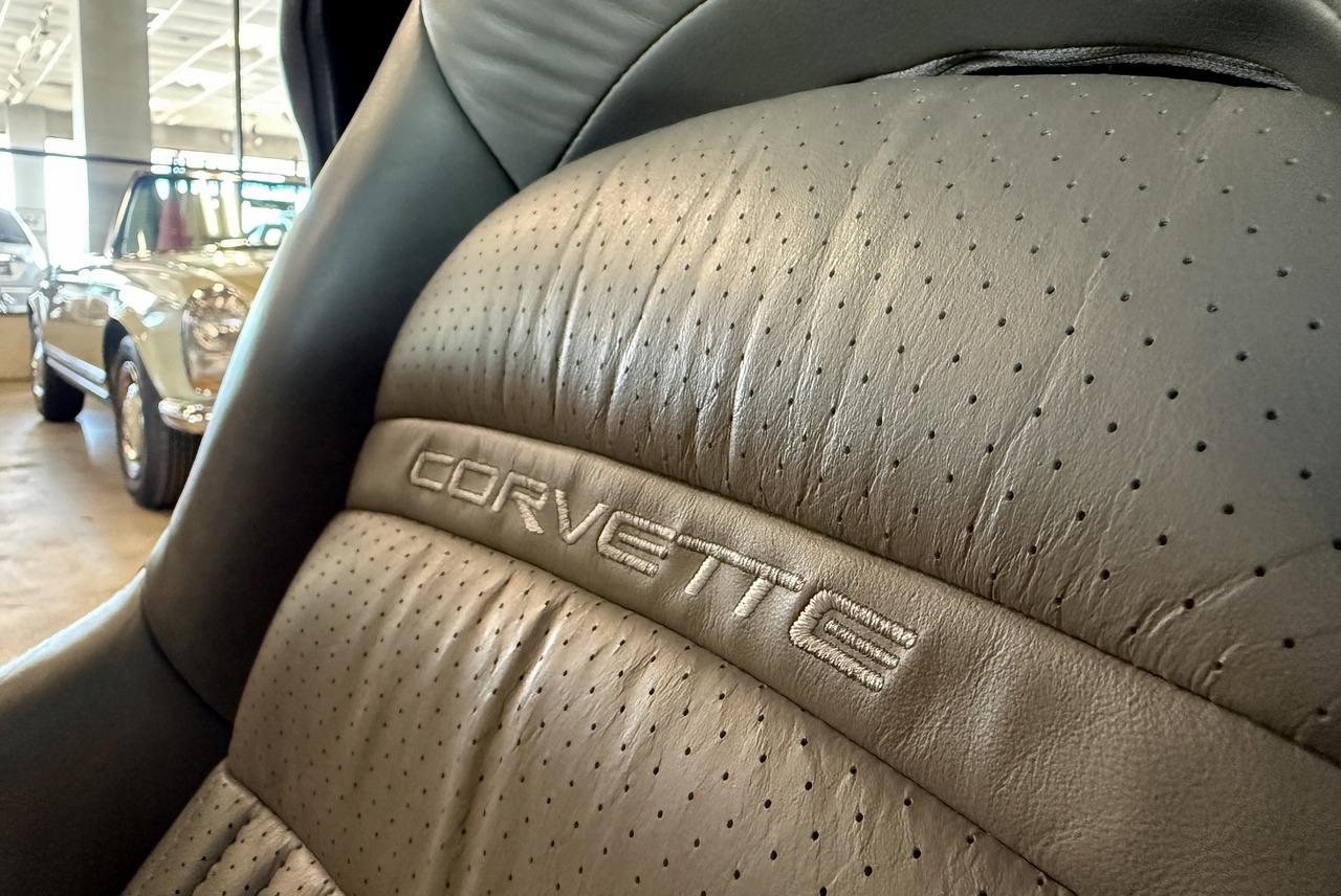 1997 Chevrolet Corvette Base - Photo 81