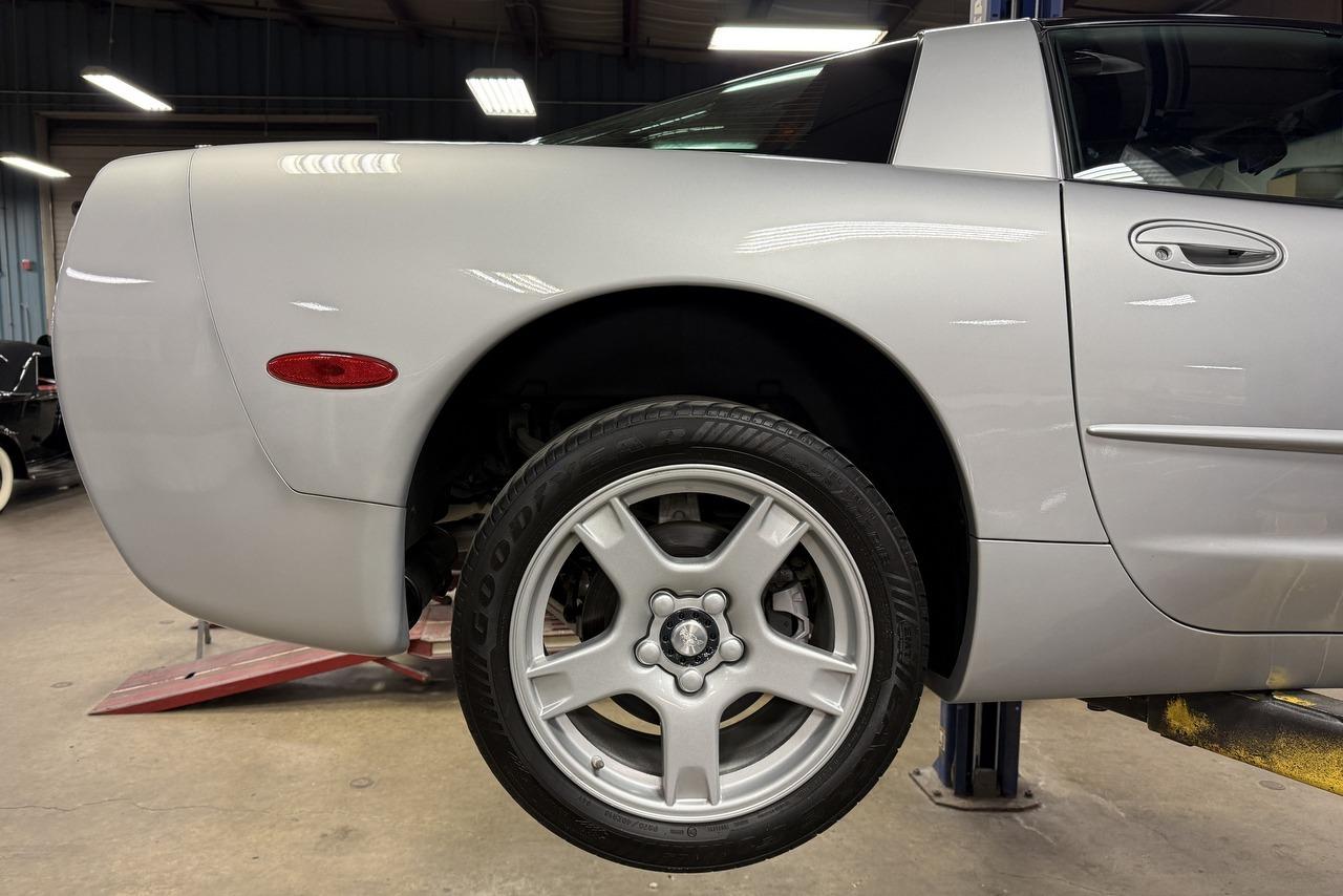 1997 Chevrolet Corvette Base - Photo 85
