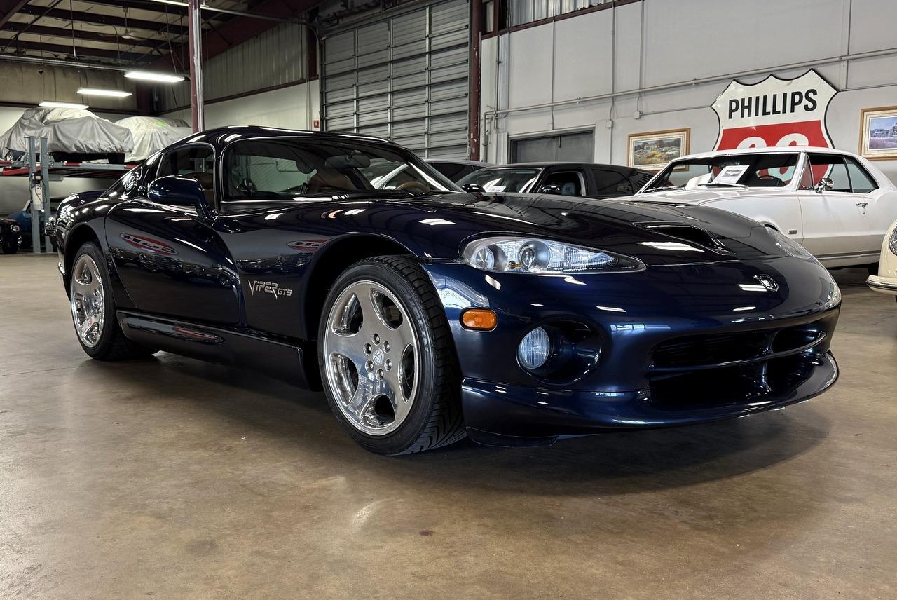 2001 Dodge Viper GTS COUPE's photo