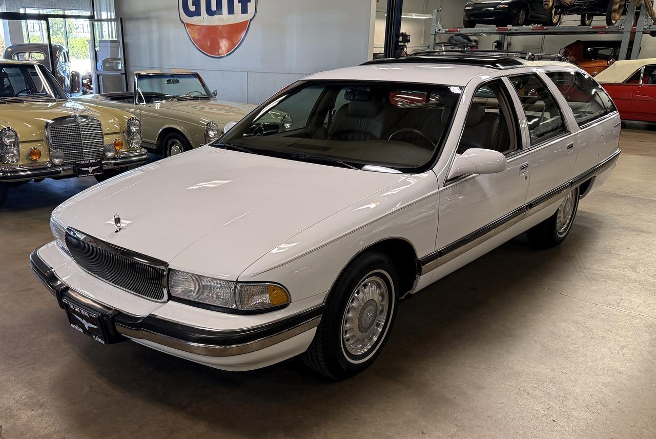 1995 Buick Roadmaster - Photo 9