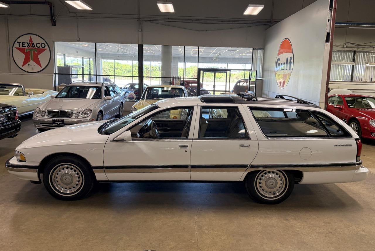 1995 Buick Roadmaster - Photo 11