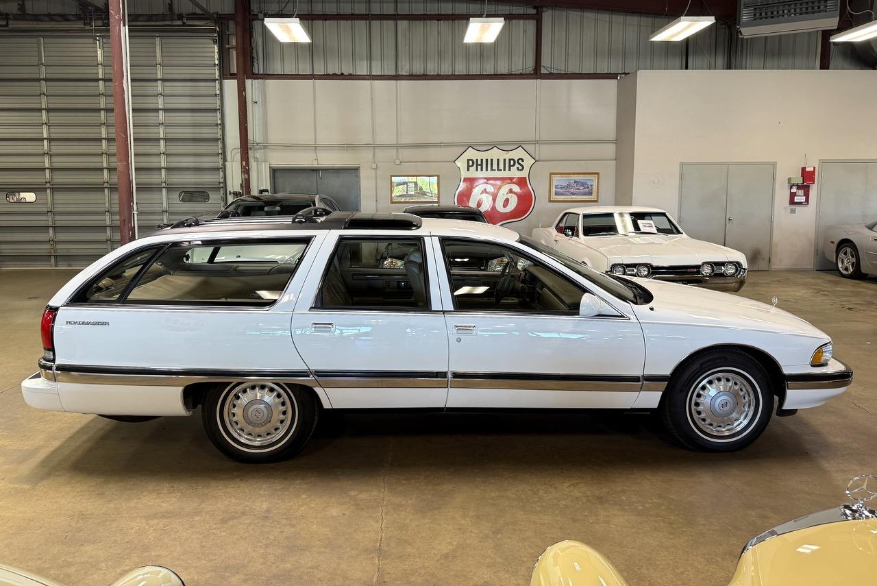 1995 Buick Roadmaster - Photo 21