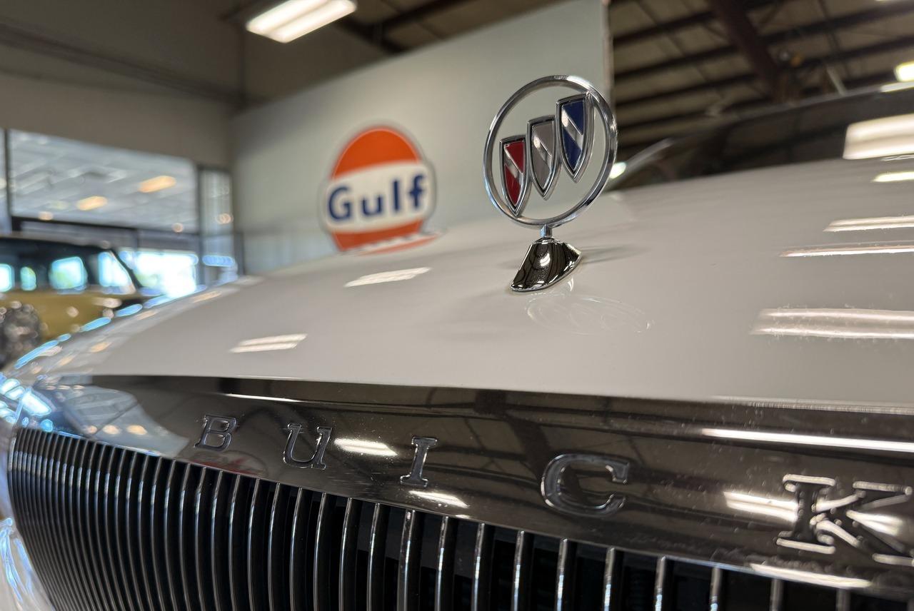 1995 Buick Roadmaster - Photo 42