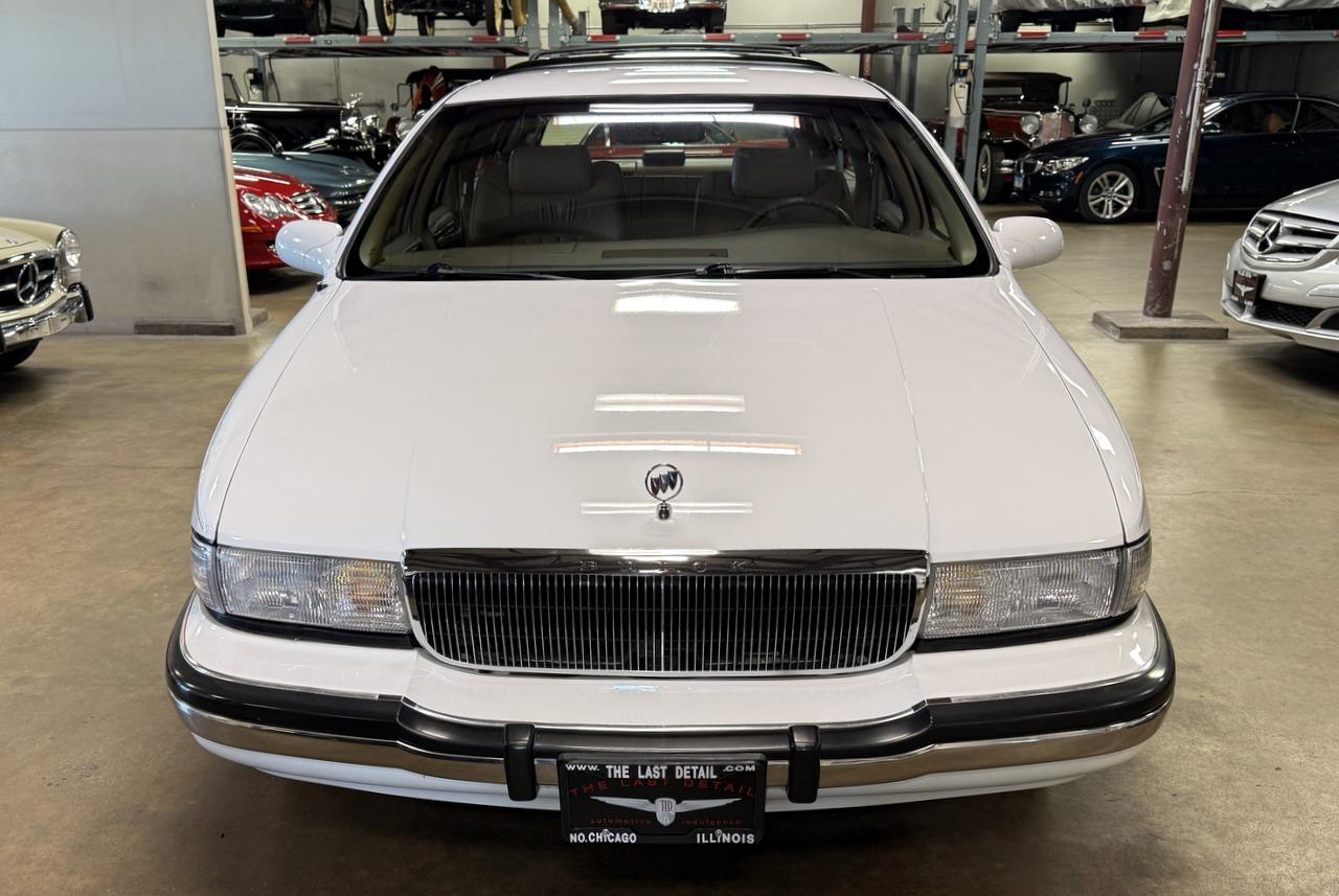 1995 Buick Roadmaster - Photo 5