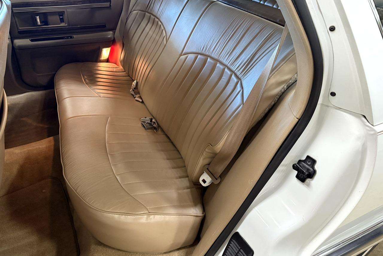 1995 Buick Roadmaster - Photo 71