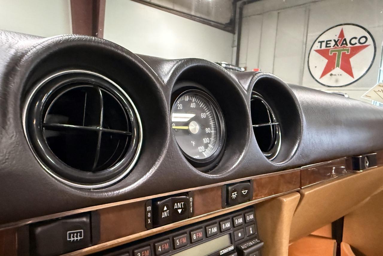 1986 Mercedes-Benz 560 - Photo 101