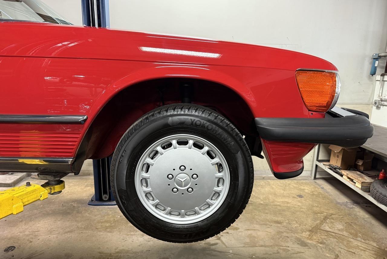 1986 Mercedes-Benz 560 - Photo 104