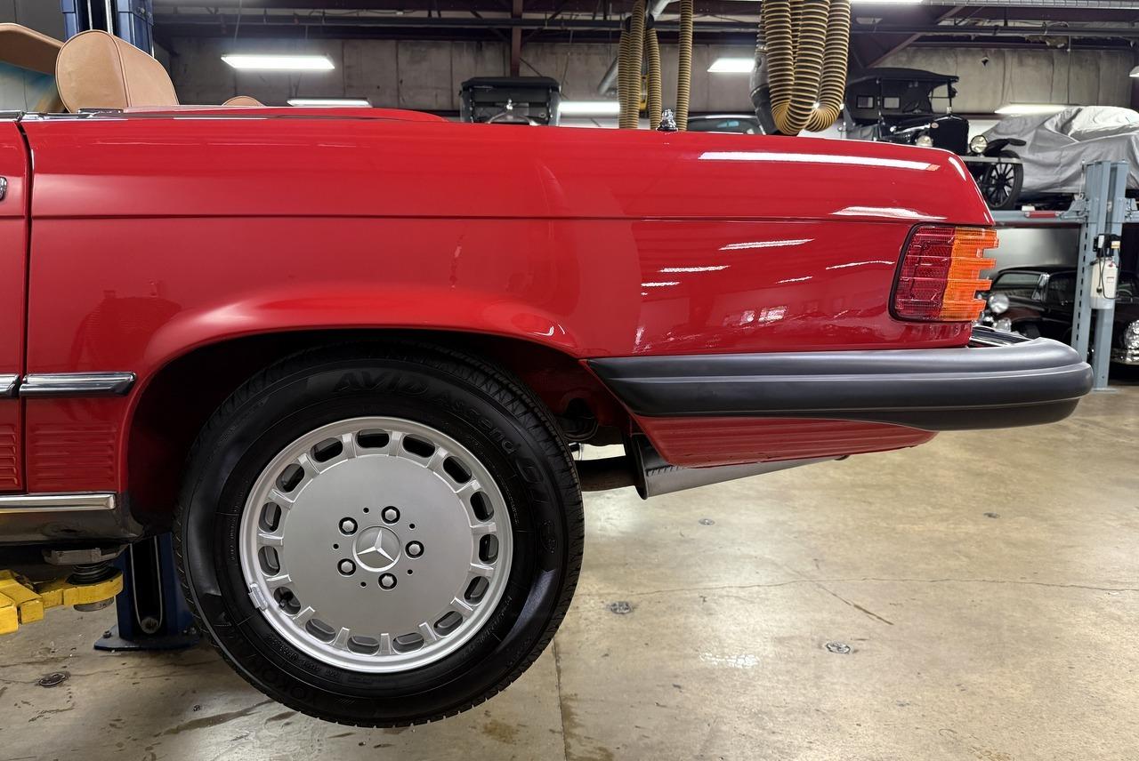 1986 Mercedes-Benz 560 - Photo 109