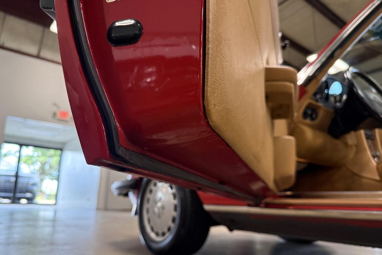 1986 Mercedes-Benz 560 - Photo 75