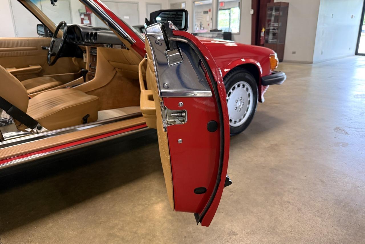 1986 Mercedes-Benz 560 - Photo 83