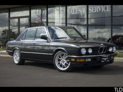 1986 BMW M5 