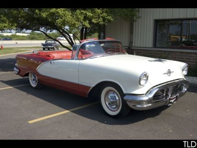 1956 Oldsmobile 98 Starfire