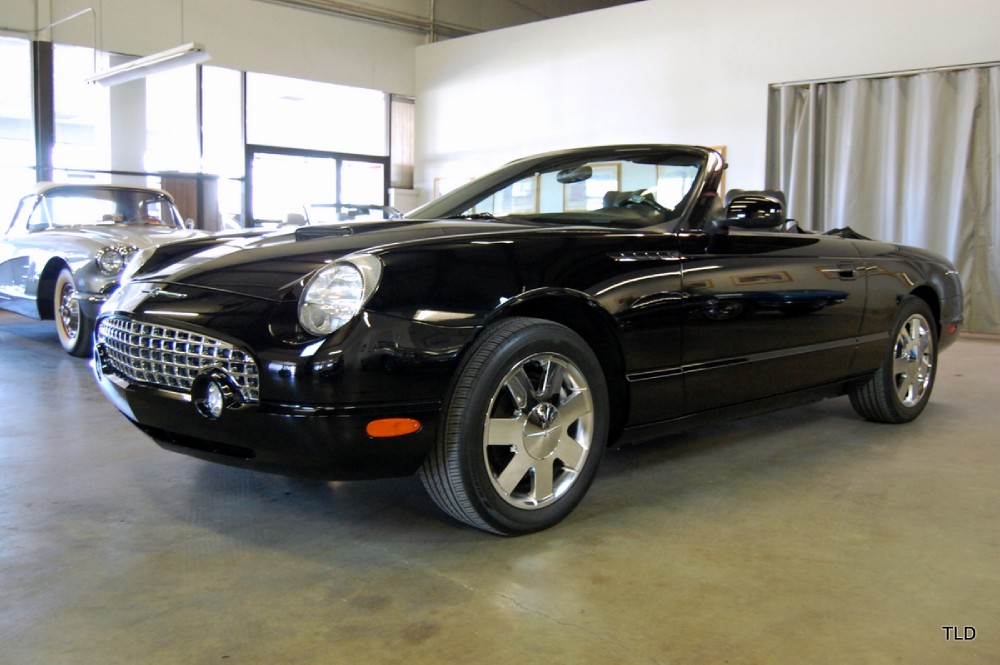 2002 Ford thunderbird premium vs. deluxe #2