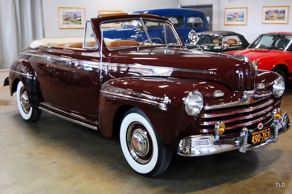 1947 Ford Super Deluxe