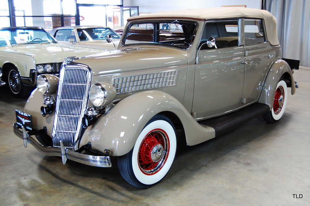 1935 Ford convertible sedan #9