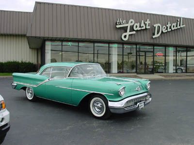 1957 Oldsmobile 98 Starfire Holiday Coupe