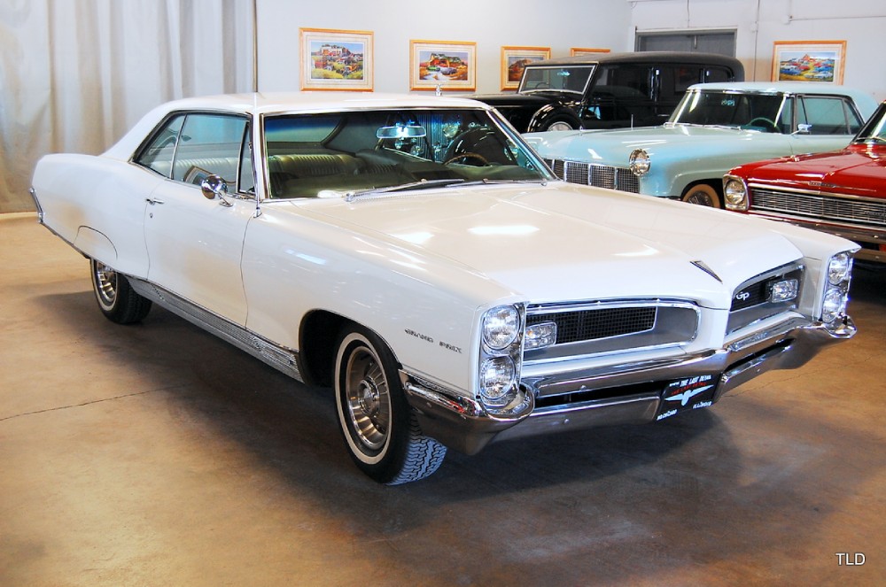 1966 Pontiac Grand Prix 