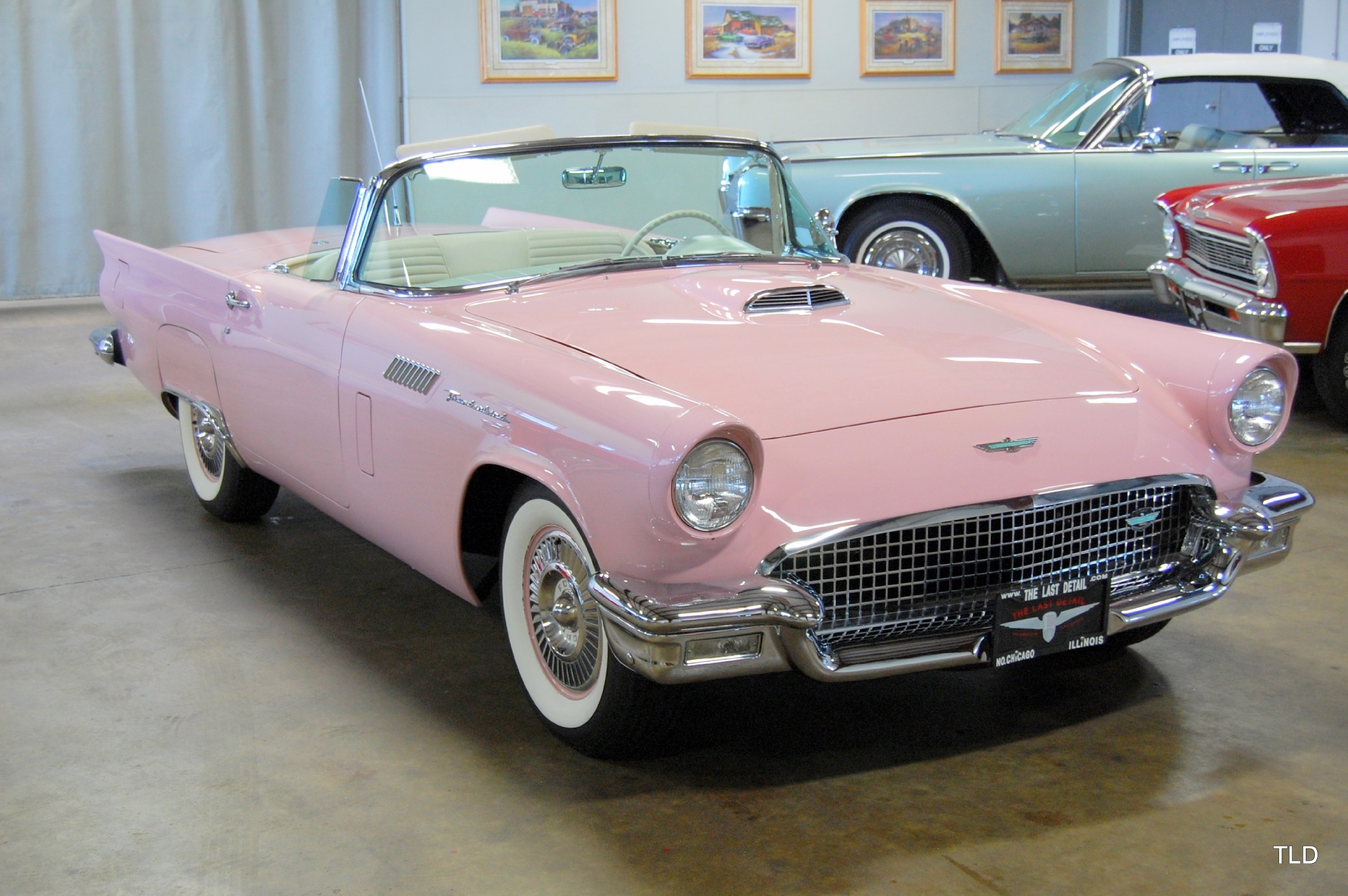 1957 Ford Thunderbird 