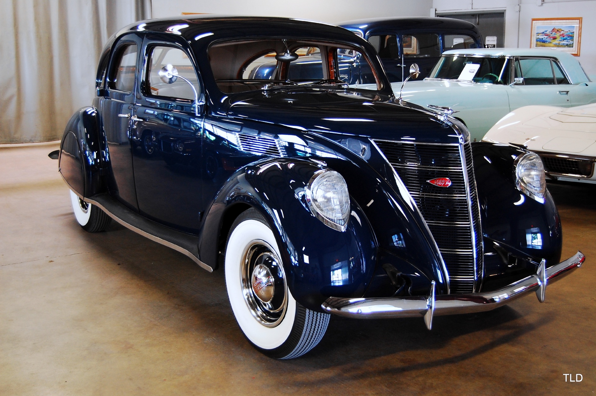 1937 Lincoln Zephyr