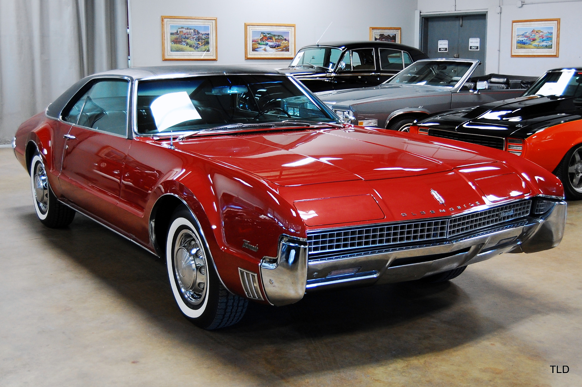 1967 Oldsmobile Toronado 