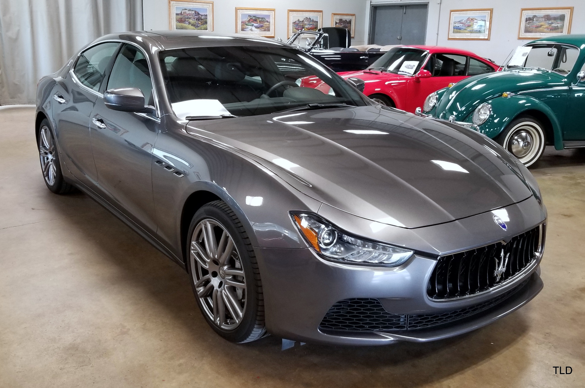 2017 Maserati Ghibli 