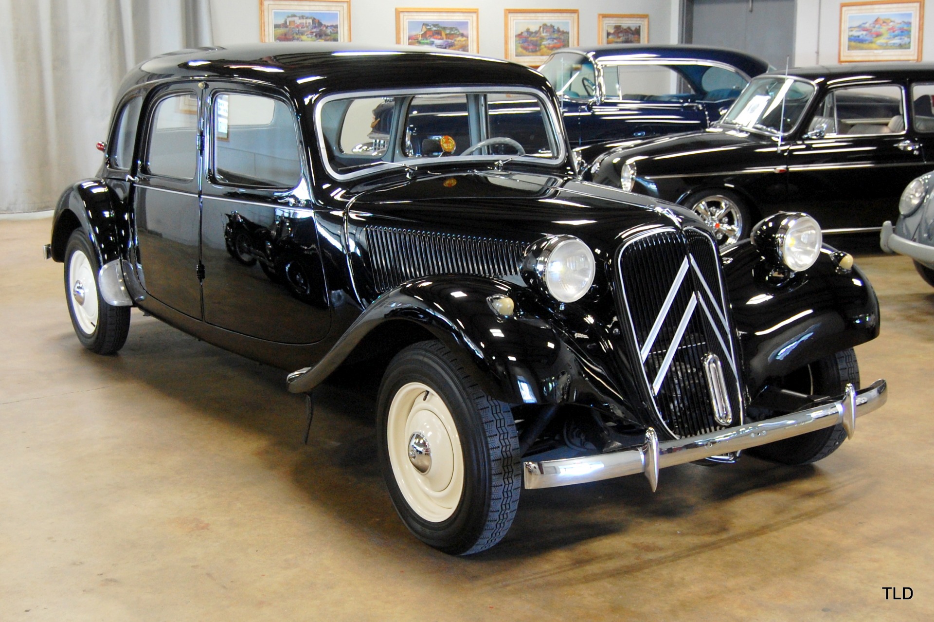 1957 Citroen Traction Avant Familiale